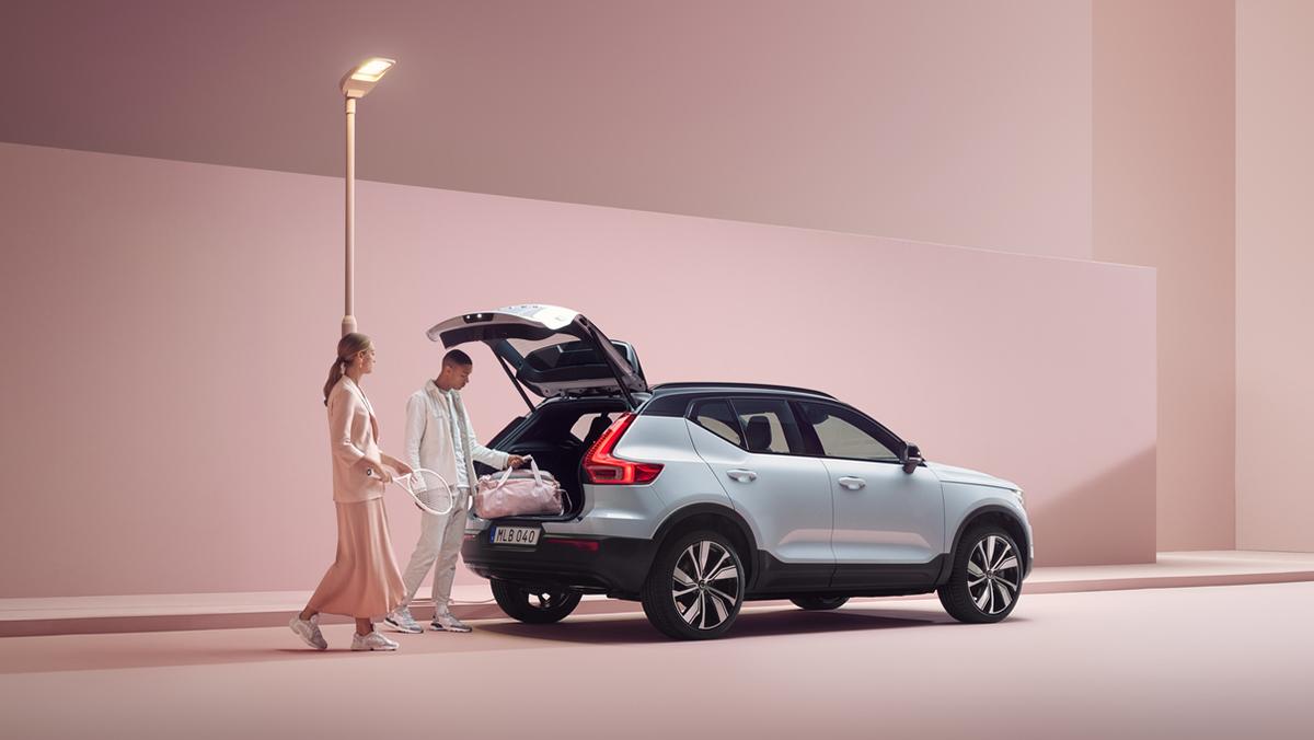 THE FULLY ELECTRIC XC40 RECHARGE From €566 per month*